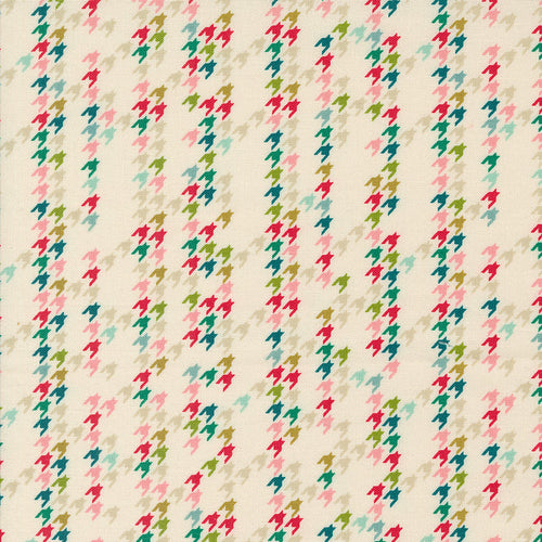 1 Yard 27" Remnant of Houndstooth Party in Natural | Cozy Wonderland