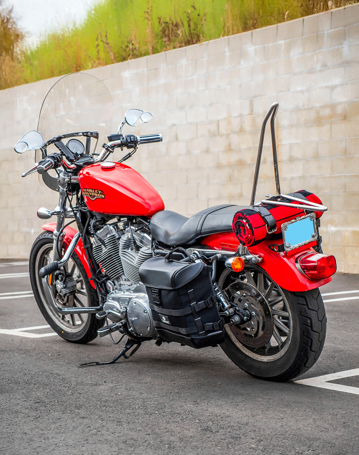 15L - Incognito Quick Mount Medium Solo Motorcycle Saddlebag (Left Only) for Harley Sportster 1200 Low XL1200L v1