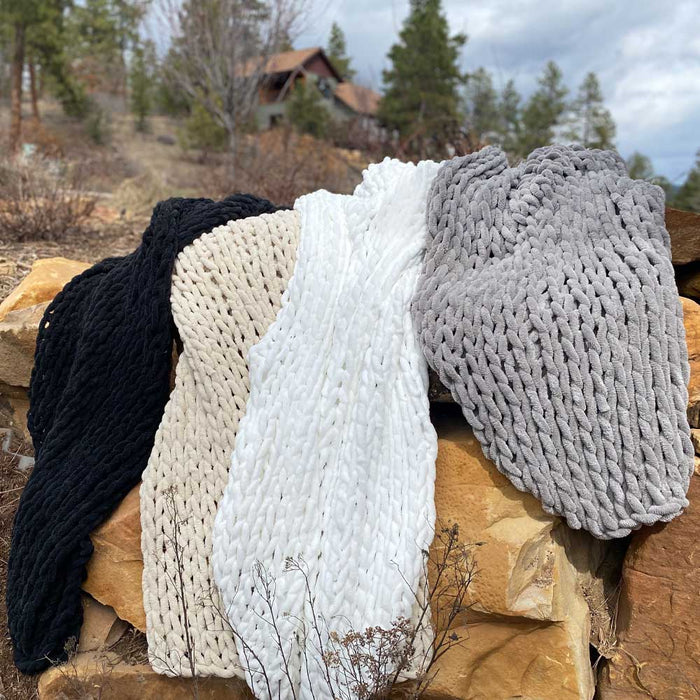INFINITE CHUNKY KNIT BLANKET | MINKY | BIG - MIST