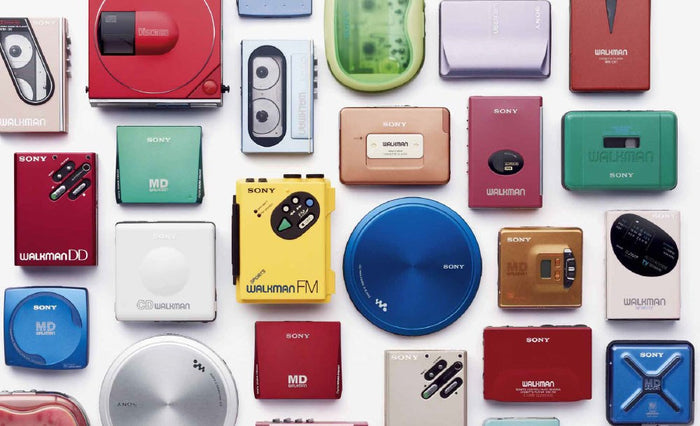 Japanese Design Since 1945: A Complete Sourcebook