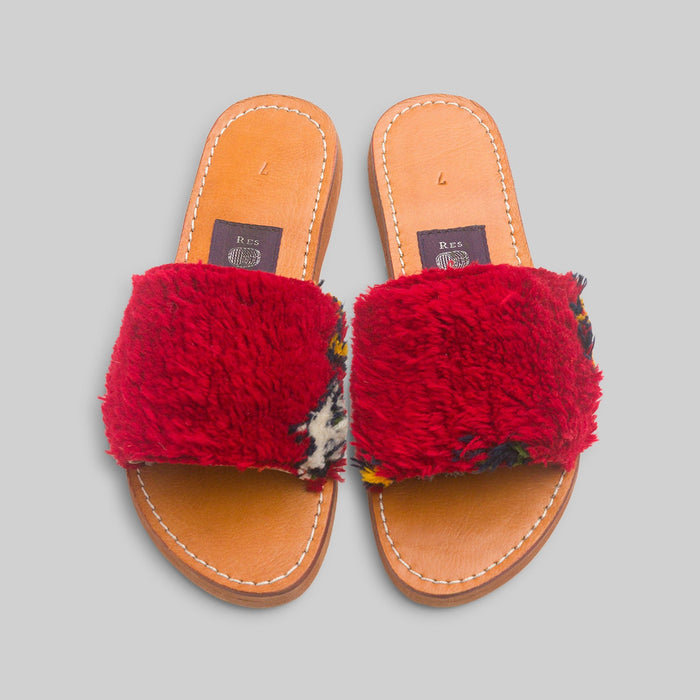 Rug Sandal Size 7 - RES IPSA