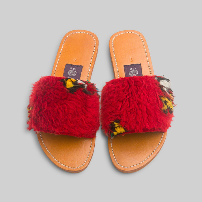Rug Sandal Size 7 - RES IPSA