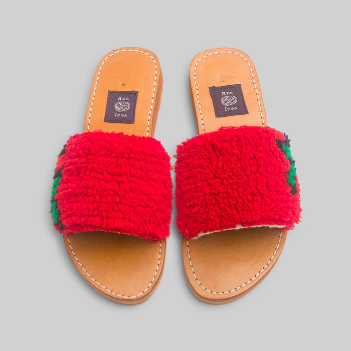 Rug Sandal Size 7 - RES IPSA