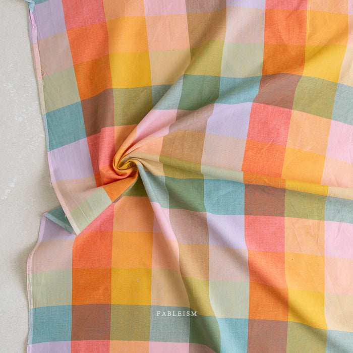 Wide Happy Checkers in Bloom | Lumiere