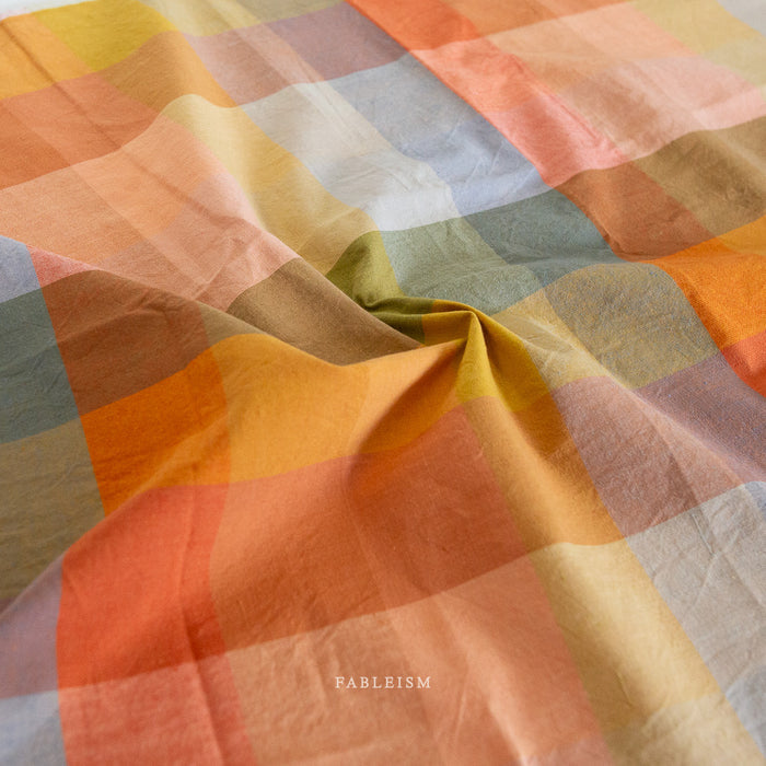 Wide Happy Checkers in Retro | Lumiere